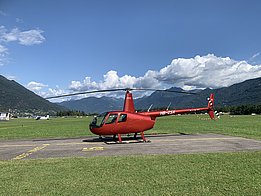 Locarno airport/TI, August 2021 - The Robinson R44 Raven II HB-ZSX in service with Helialpin AG (M. Bazzani)
