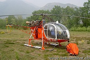 Losone/TI - The SA 315B Lama HB-XIA in service with Air Grischa (O. Colombi)