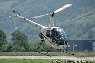 Sion/VS, March 2008 - The Robinson R-22 Mariner II HB-ZIC in service with Airport Helicopter (N. Däpp)
