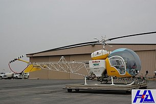California, November 2007 - Bell 47G4A N1354X fitted with a spray kit (M. Bazzani)
