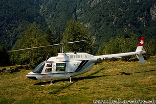 Ticino, anni Novanta - Il Bell 206A/B Jet Ranger II HB-XXH in servizio con la Eliticino (O. Colombi)