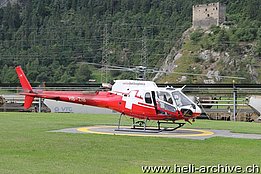 Untervaz/GR, agosto 2013 - L'AS 350B3e Ecureuil HB-ZIB in servizio con la Swiss Helicopter (M. Ceresa)