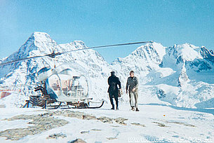 Late 1960s - Supply flight with the Agusta-Bell 47G3B-1 HB-XCI in service with Heliswiss (HAB)