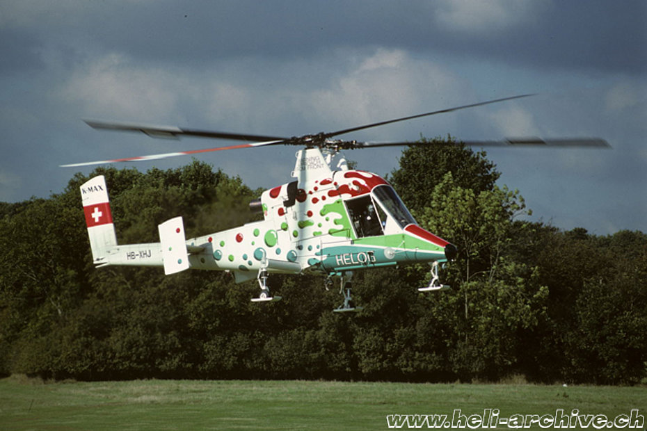 The Kaman K-1200 K-Max HB-XHJ purchased by Helog in 1995 (P. Wernli)