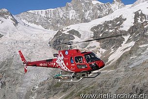 Zermatt/VS, March 2013 - The AS 350B3e HB-ZVS in service with Air Zermatt (H. Zurniwen)
