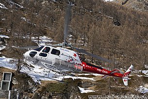 Zermatt/VS, February 2022 - The AS 350B3e Ecureuil HB-ZAN in service with Air Glaciers (H. Zurniwen)