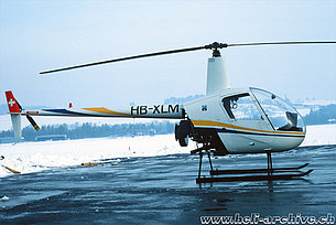 Belp/BE, gennaio 1981 - Il Robinson 22 HB-XLM in servizio con la Säntis-Heli (HAB)