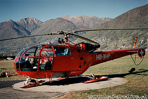 Locarno airport/TI, October 1994 - The SA 319B Alouette III HB-XHP photographed shortly before its delivery Albania (M. Bazzani)
