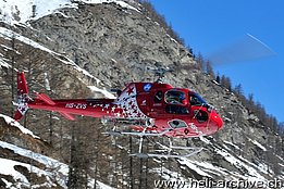 Zermatt/VS, marzo 2013 - L'AS 350B3e HB-ZVS in servizio con la Air Zermatt (H. Zurniwen)