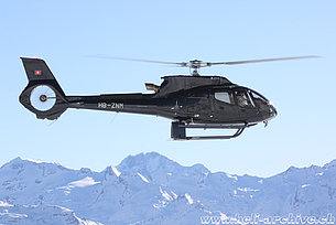St. Moritz/GR, febbraio 2017 - L'EC 130T2 HB-ZNM in servizio con la Swiss Helicopter (O. Colombi)