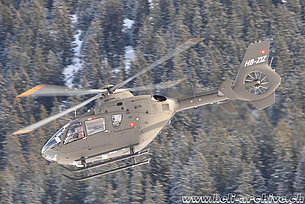 Davos/GR, gennaio 2010 - L'EC-135P2+ HB-ZIZ in servizio con la Japat AG (K. Albisser)