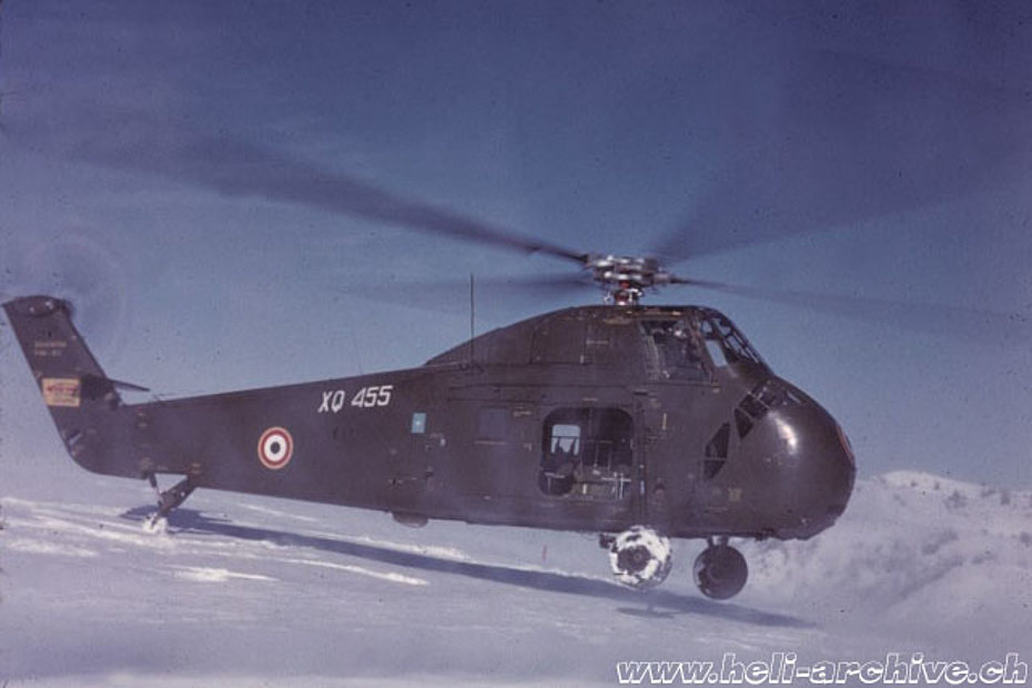 The Sikorsky H-34s in service with ALAT experienced very different scenarios of use, from the French Alps... (photo JB Schmid)