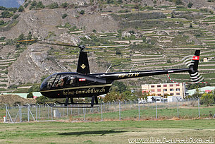 Sion/VS, September 2015 - The Robinson R-44 Raven II HB-ZKW in service with Heinz Immobilier Sarl (M. Ceresa)