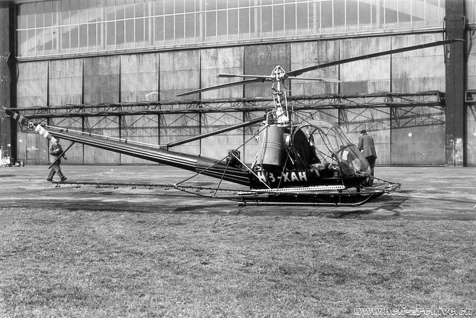 L'impianto spray montato sull'Hiller UH-12B HB-XAH (archivio M. Kramer)