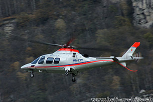 Lodrino/TI, novembre 2009 - L'Agusta A109S HB-ZKH in servizio con la Eliarco Ets (B. Siegfried)
