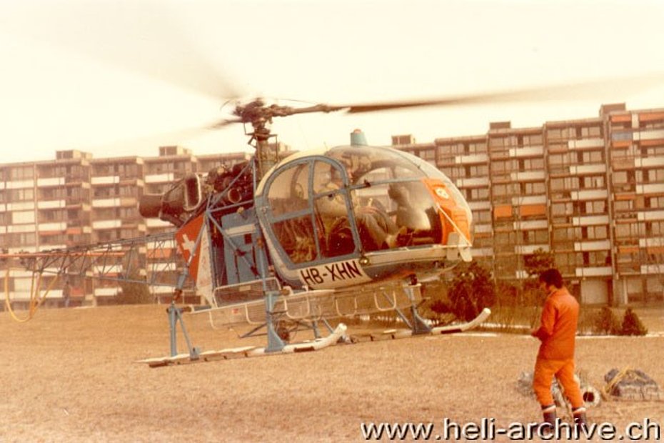 September 1981 - Transportation of an underslung load with the SA 315B Lama HB-XHN
