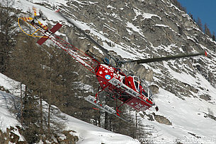 Zermatt/VS, gennaio 2012 - L'SA 315B Lama HB-XII in servizio con la Air Zermatt (M. Bazzani)