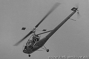 Settembre 1949 - L'Hiller 360 HB-XAI della Air Import è il primo elicottero ad essere immatricolato in Svizzera (foto Hugo Stocker)