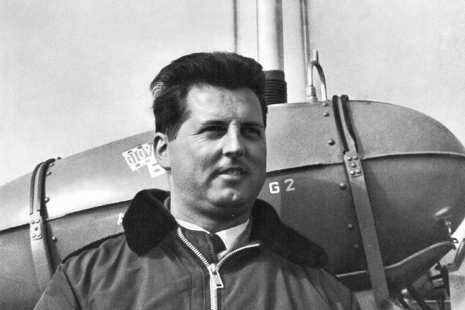 1956 - Oswald Matti dopo la parentesi civile entrò definitivamente a far parte dell'esercito svizzero in qualità di pilota (HAB)
