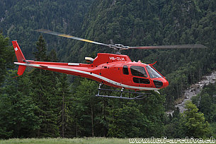 Gsteigwiler/BE, June 2011 - The AS 350B3+ Ecureuil HB-ZLH in service with Japat AG (K. Albisser)