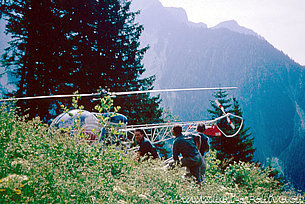 Grisons Alps, late 1960s - The Agusta-Bell 47G3B-1 HB-XCI in service with Heliswiss in the "bush"(archive U. Bärfuss)