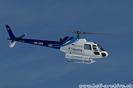 Lauberhorn ski race/BE, 14 January 2011 - The AS 350BA Ecureuil HB-ZKX in service with Scenic Air (B. Siegfried)