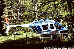Val Colla/TI, April 1996 - The Bell 206A/B Jet Ranger II HB-XDH temporarily in service on behalf Eliticino (M. Bazzani)