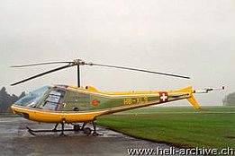 Buttwil/AG, November 2002 - The Enstrom F-280C Shark HB-XLS in service with Flugschule Eichenberger (M. Bazzani)