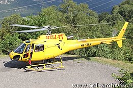 Lodrino/TI, July 2014 - The AS 350B3 Ecureuil HB-ZLV in service with Heli TV (M. Ceresa)