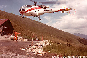 Alpi svizzere, ottobre 1984 - L'SE 3160 Alouette 3 HB-XNZ in servizio con la Rhein Helikopter (archivio D. Vogt)
