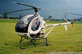 Altdorf/UR, luglio 1996 - Lo Hughes 269C HB-XMQ in servizio con la Gallair AG (K. Albisser)