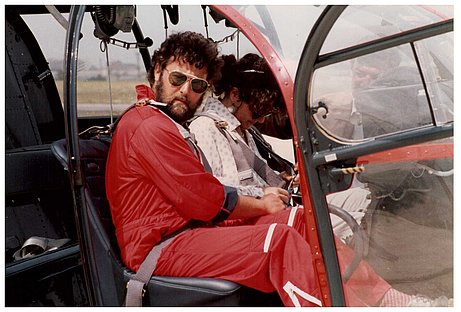 Spain 1988 - Heinz von Wyl at the controls of an Alouette 3 (P. Menghetti)