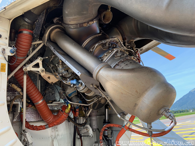 Il turbomotore Allison 250 C20B montato sullo Hughes 500D della Heli-Tamina (M. Bazzani)