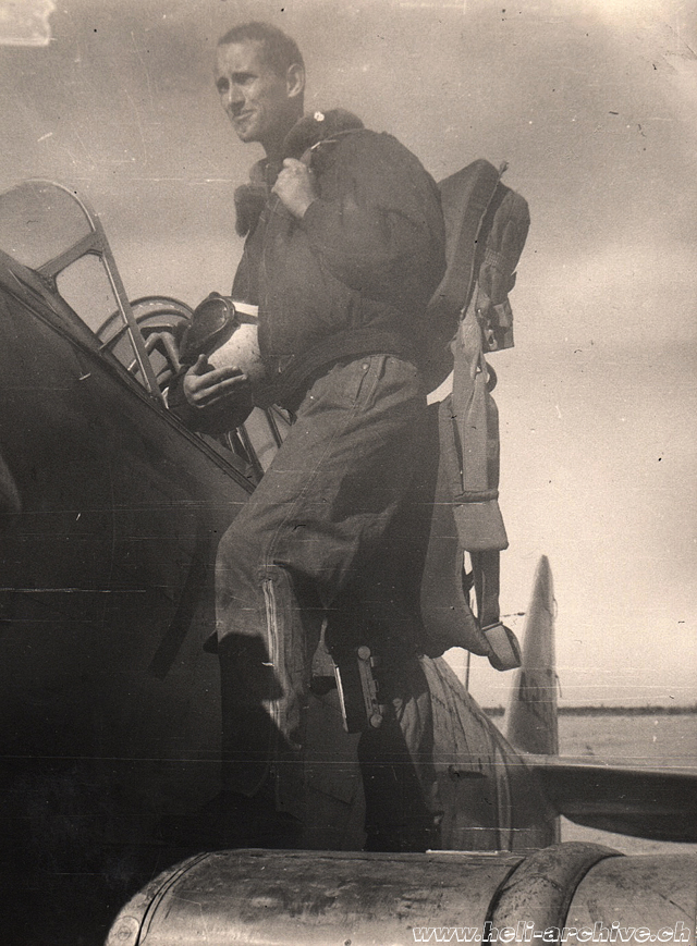 1960 - Il giovane JB Schmid fotografato durante il corso di formazione sul North American Aviation T-6 Texan (archivio JB Schmid)